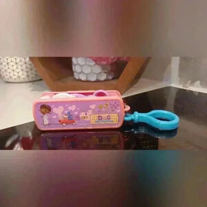 Disney Doc Mcstuffins 4 in 1 Dr Medical Vet Tool  Utility Keychain